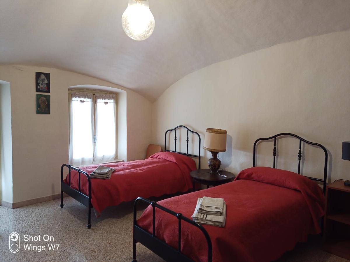 Bed and Breakfast Beb Infamiglia Cascinette Zewnętrze zdjęcie