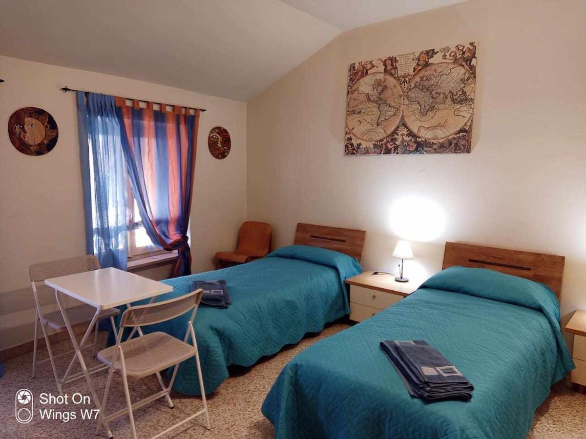 Bed and Breakfast Beb Infamiglia Cascinette Zewnętrze zdjęcie