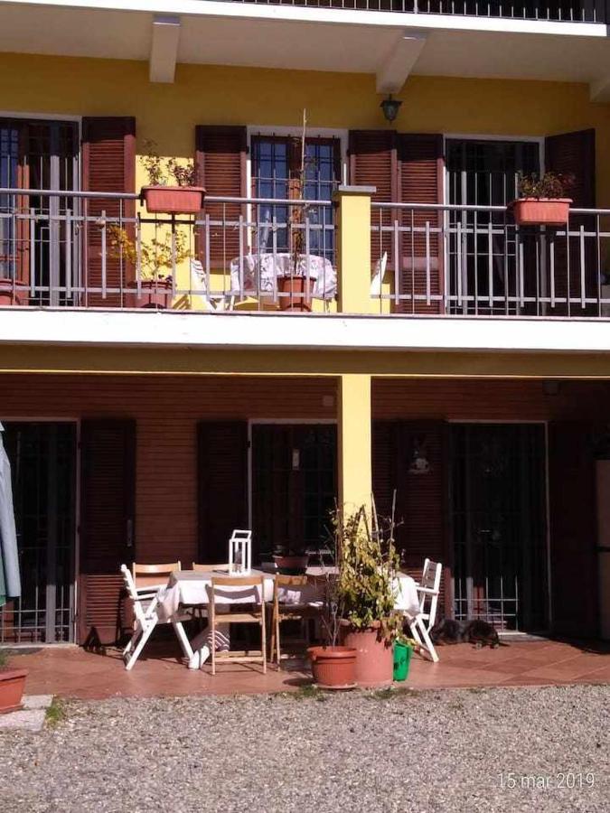 Bed and Breakfast Beb Infamiglia Cascinette Zewnętrze zdjęcie