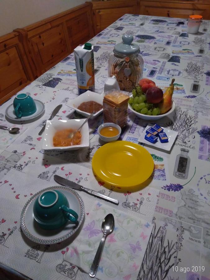 Bed and Breakfast Beb Infamiglia Cascinette Zewnętrze zdjęcie
